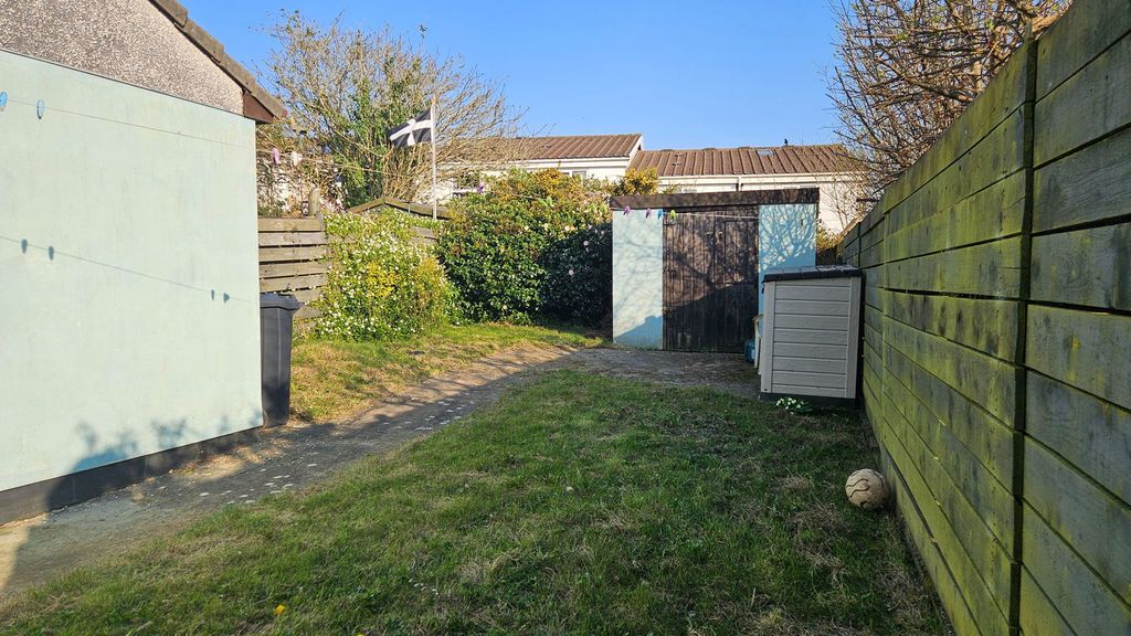 Property photo 2 of 22