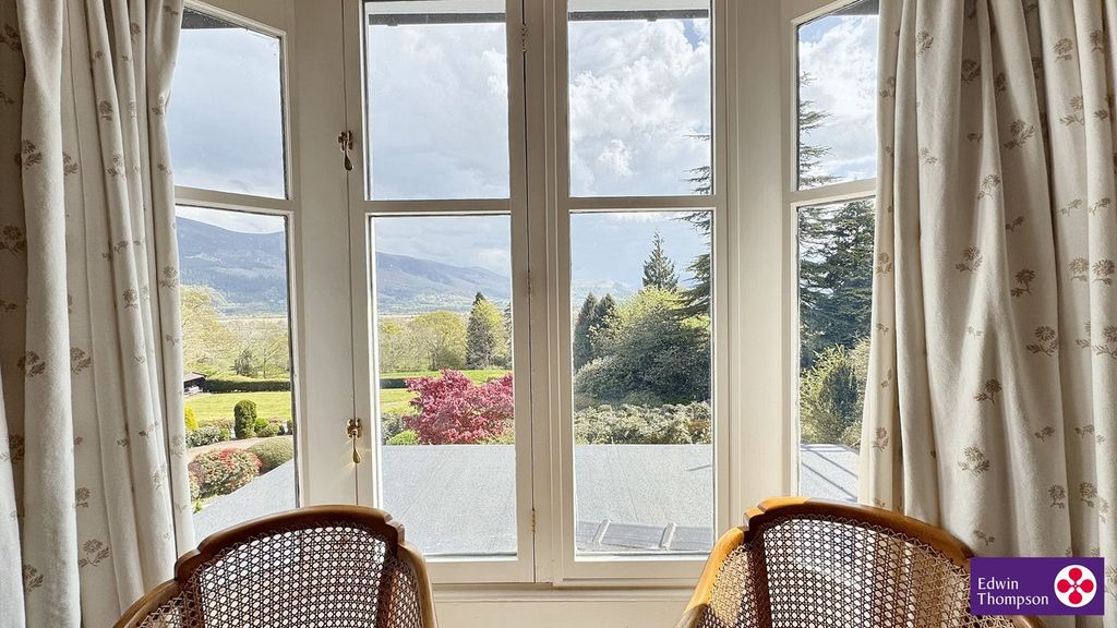 Property photo 3 of 29