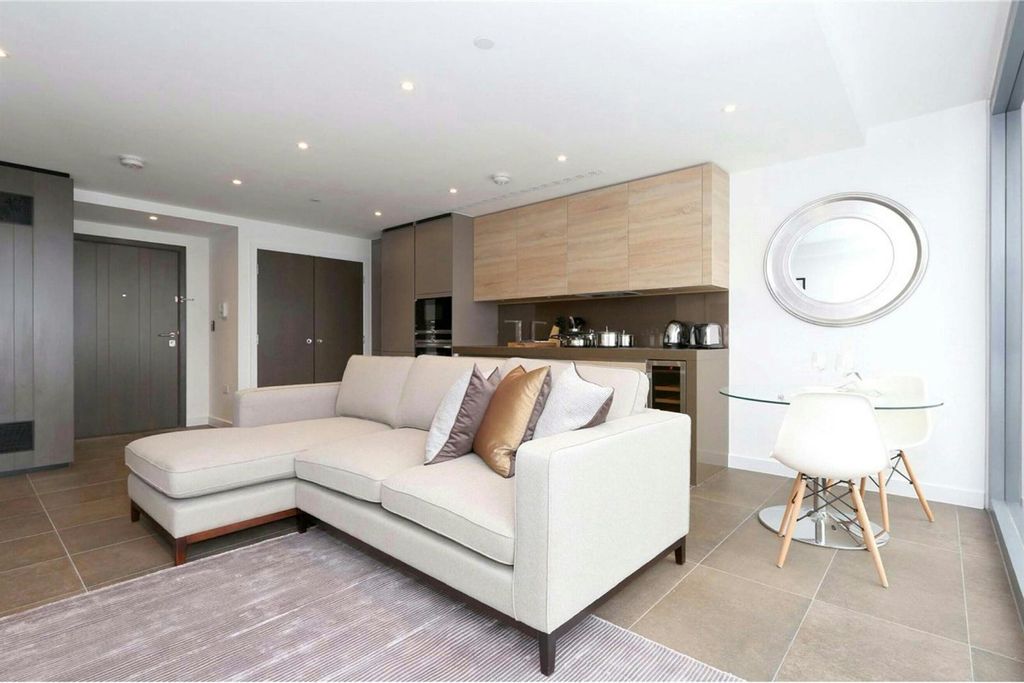Property photo 1 of 11 (Main)
