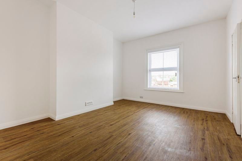 Property photo 3 of 14 Photo 2
