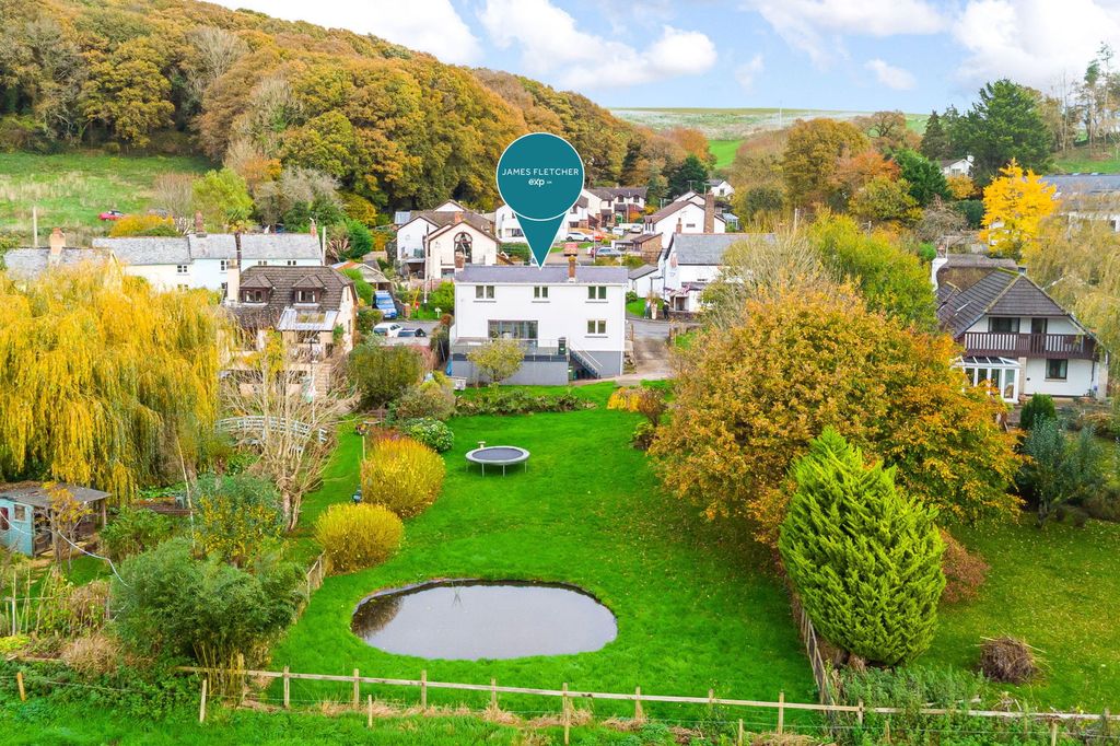 Property photo 2 of 43