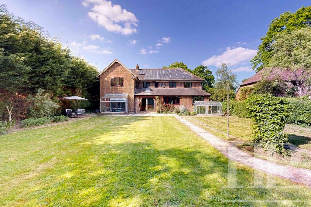 Property photo 1 of 28