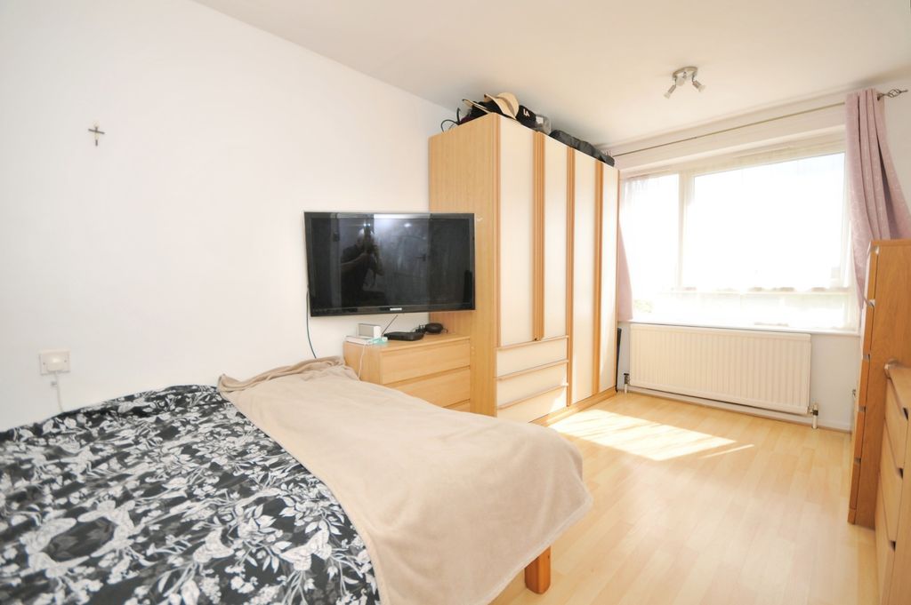 Property photo 3 of 15 Photo