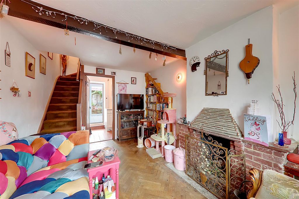 Property photo 3 of 10 Img_3333-Img_3335.Jpg