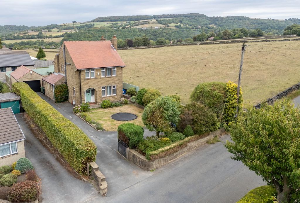 Property photo 1 of 34