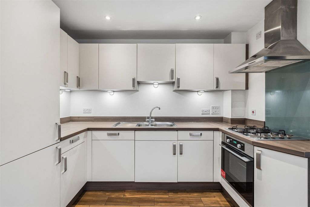 Property photo 3 of 11 Dsc03642-23B96Fd55A9Ab343B0B6d39B74F4dc5F.Jpg