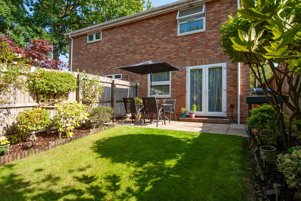 Property photo 1 of 19