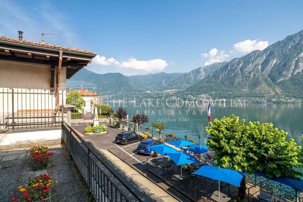 Property photo 2 of 32