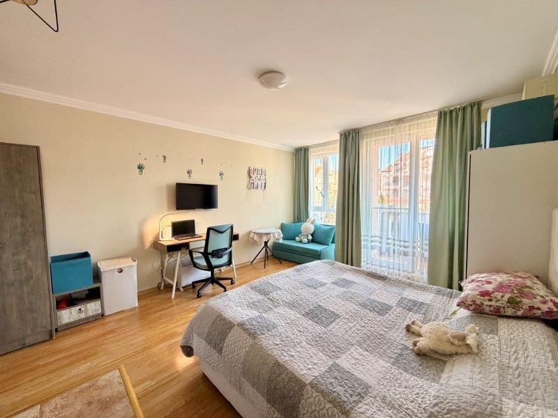 Property photo 3 of 14