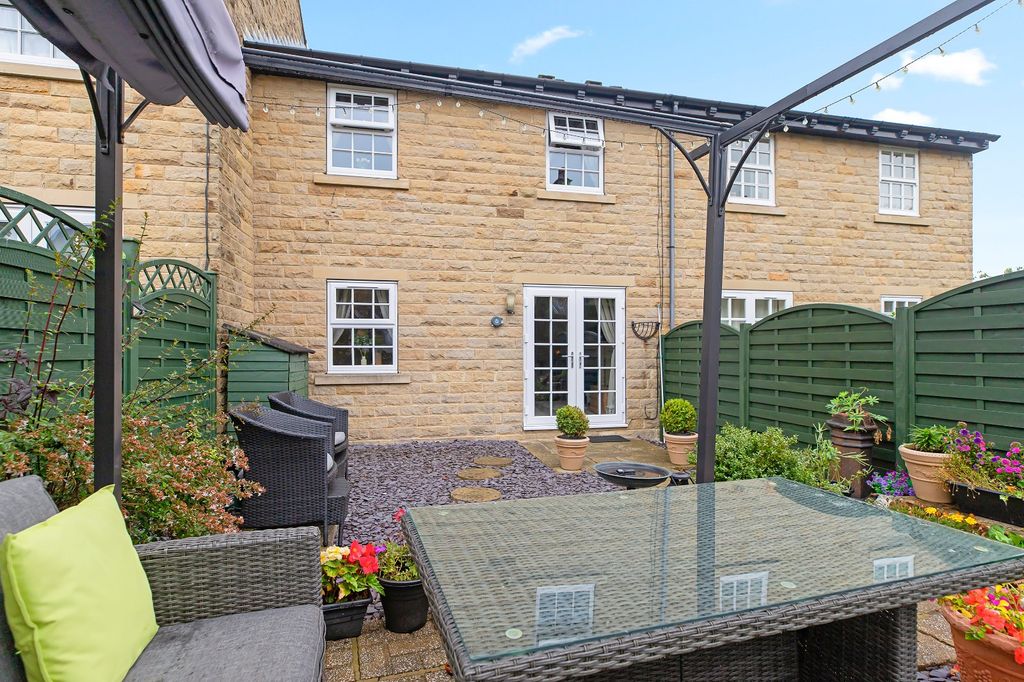 Bd23 Gainsborough Court, Skipton, North Yorkshire BD23, 3 bed detached house ...