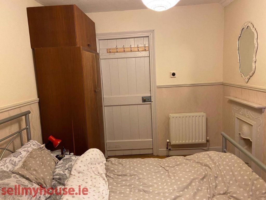 Property photo 2 of 3