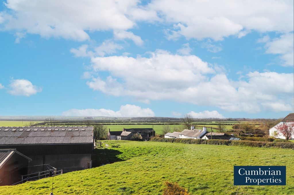 Property photo 2 of 28 View