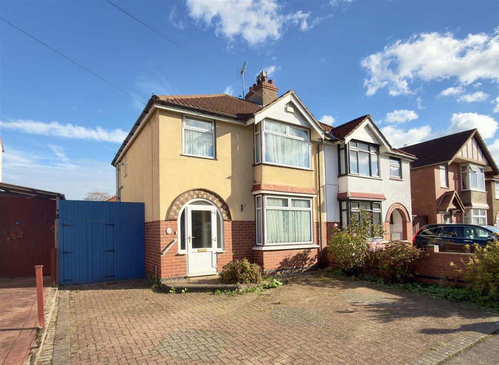 Property photo 1 of 11