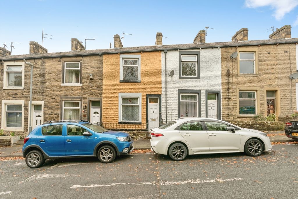 Property photo 1 of 18 Pbox-Img.Jpg