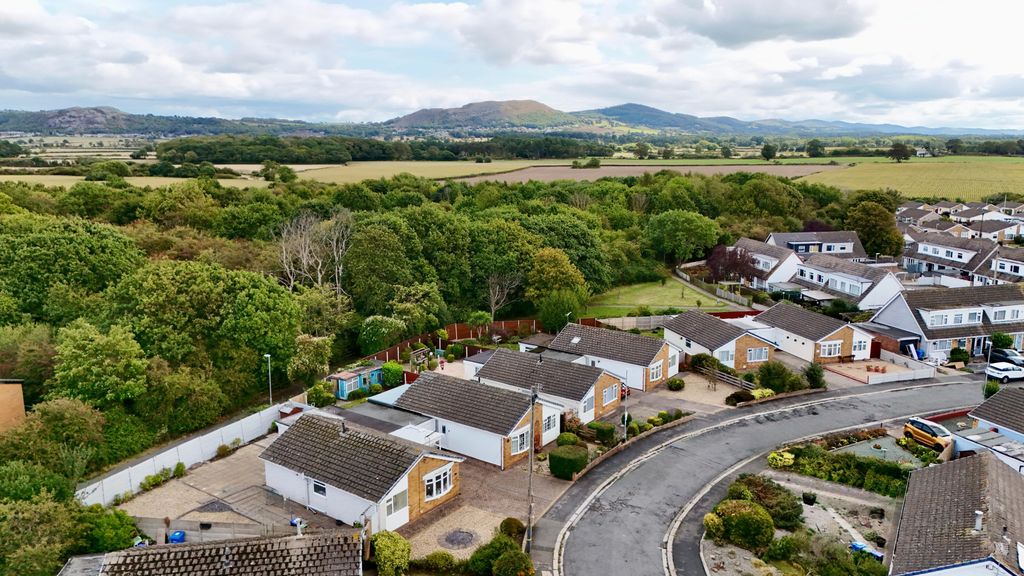 Property photo 3 of 22