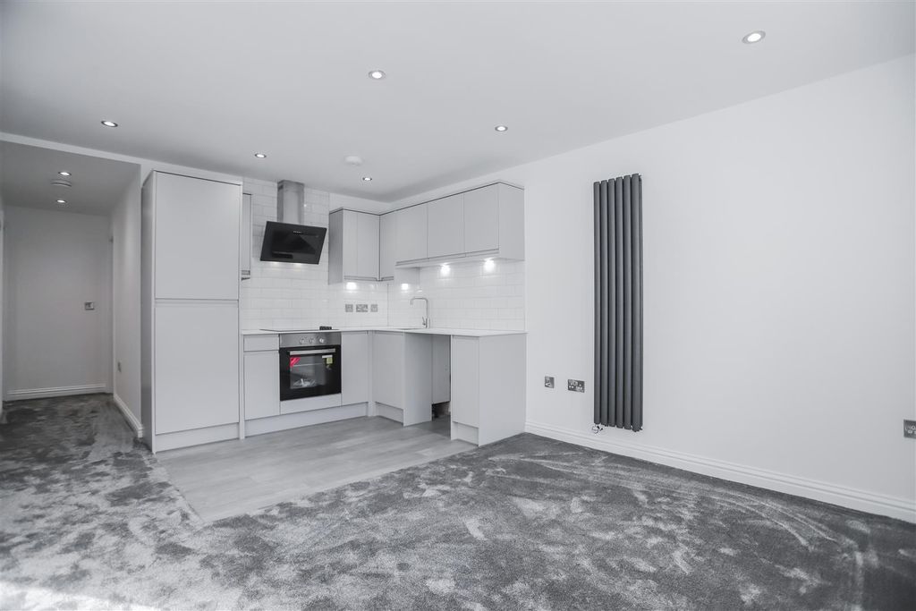 Property photo 1 of 9 Zy1Ctg8U30Uoyu57Mmzvjw.Jpg