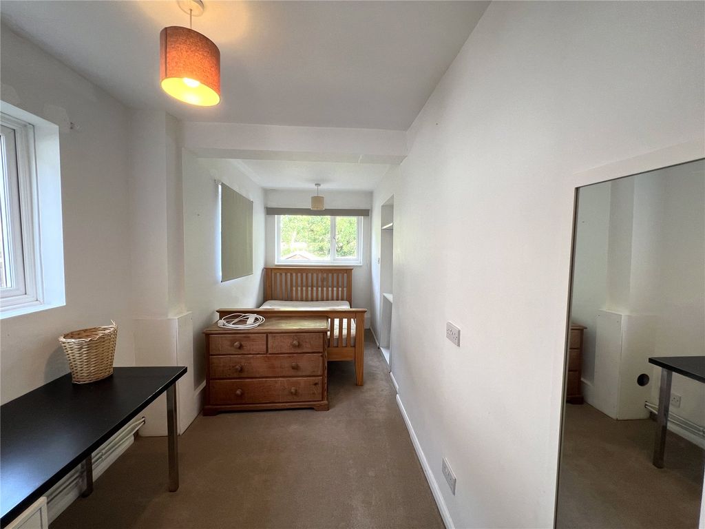 Property photo 3 of 11 Bedroom