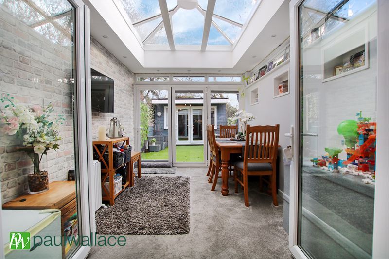 Property photo 3 of 17 Conservatory
