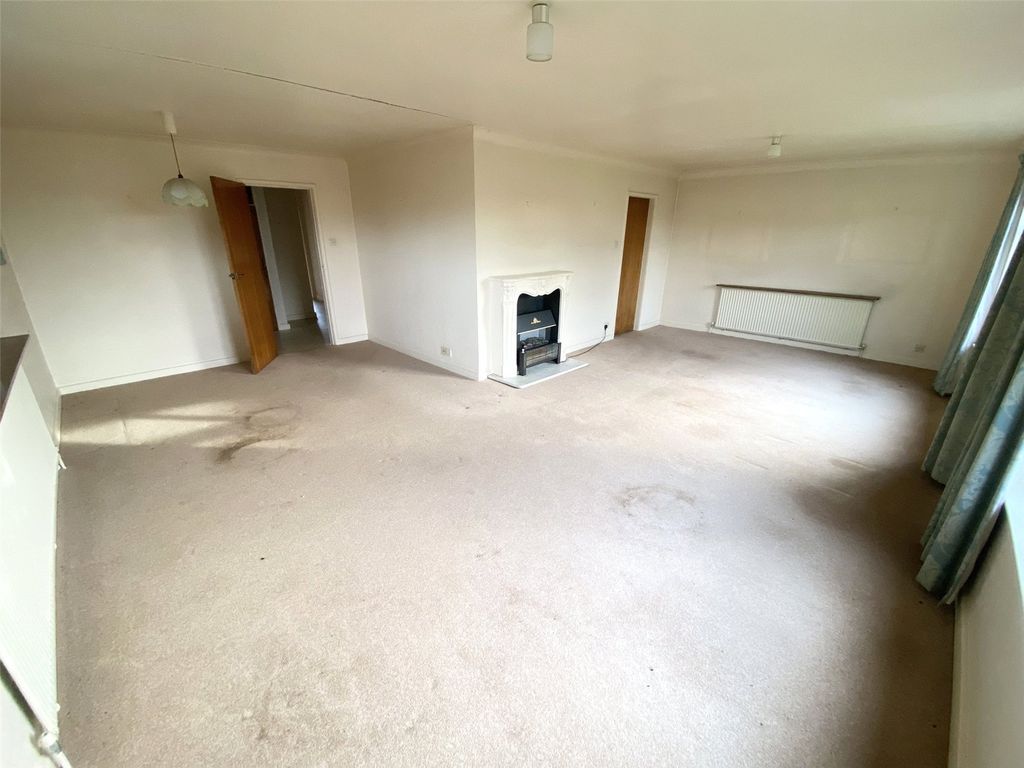 Property photo 2 of 23 Picture No. 42