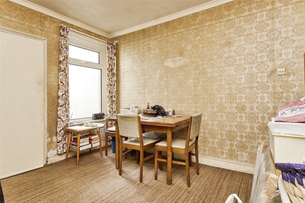 Property photo 3 of 14 Picture No. 14