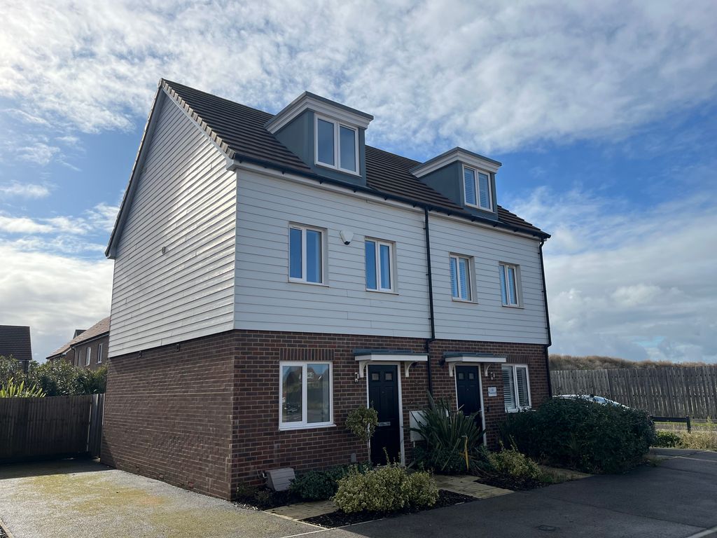 Property photo 1 of 9 Front