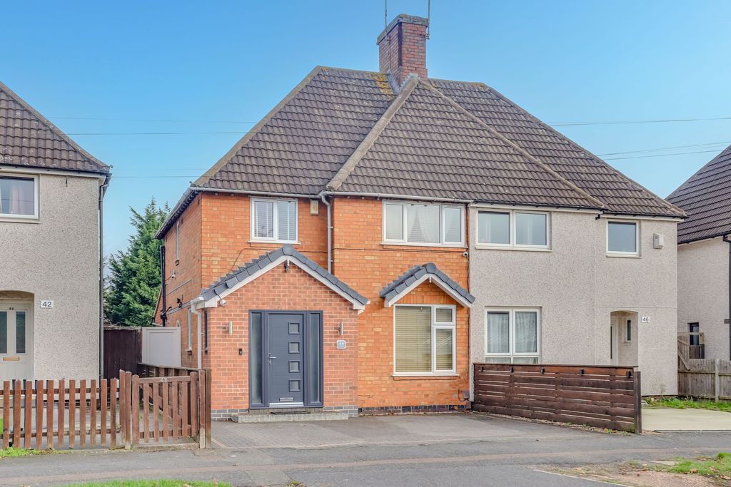 Property photo 1 of 18