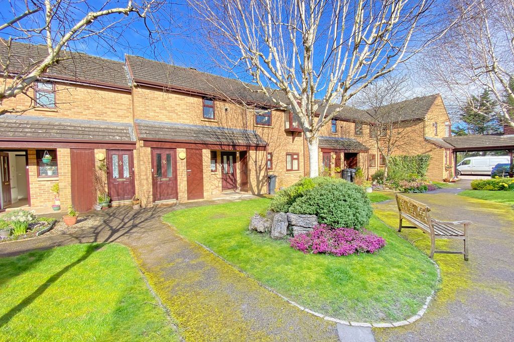 Property photo 1 of 7