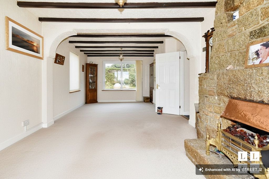 Property photo 3 of 22