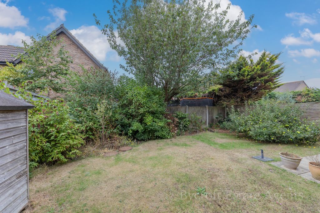 Property photo 3 of 13