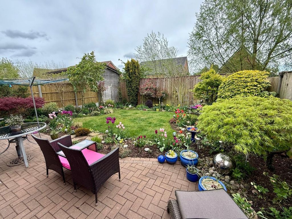 Property photo 2 of 17
