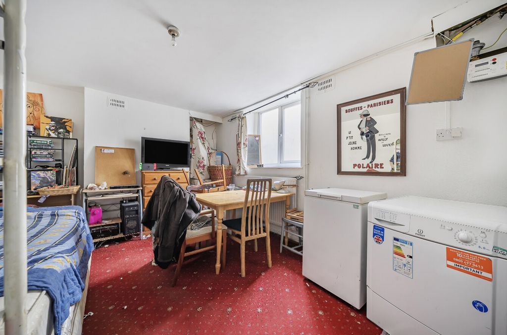 Property photo 3 of 9 1430048-5-69B4037...