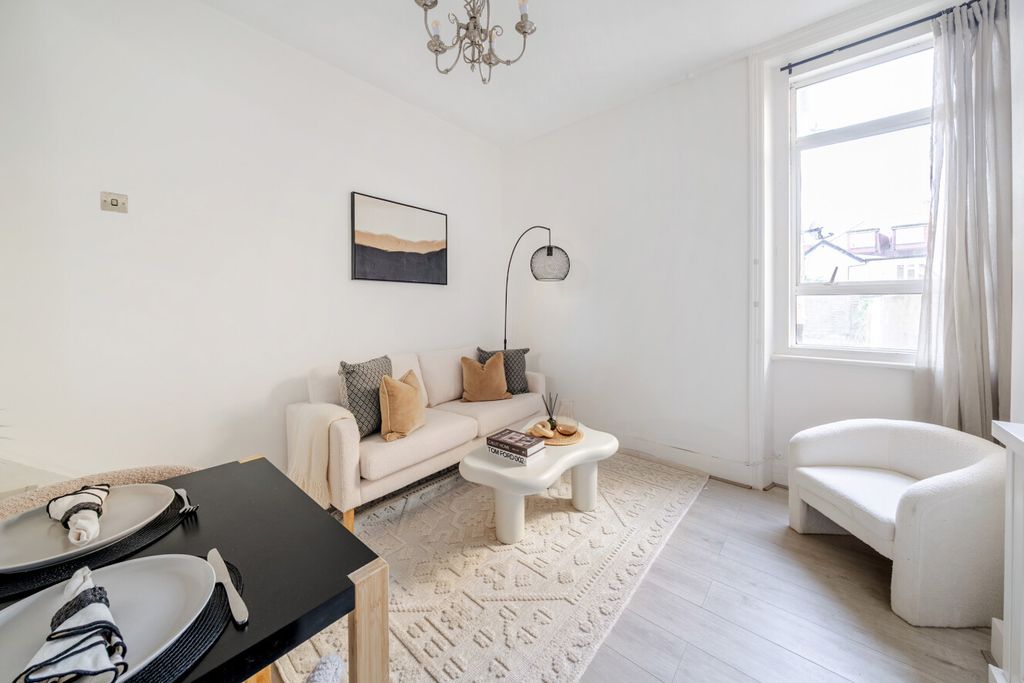 Property photo 1 of 7 1468829-5-6A156E6...