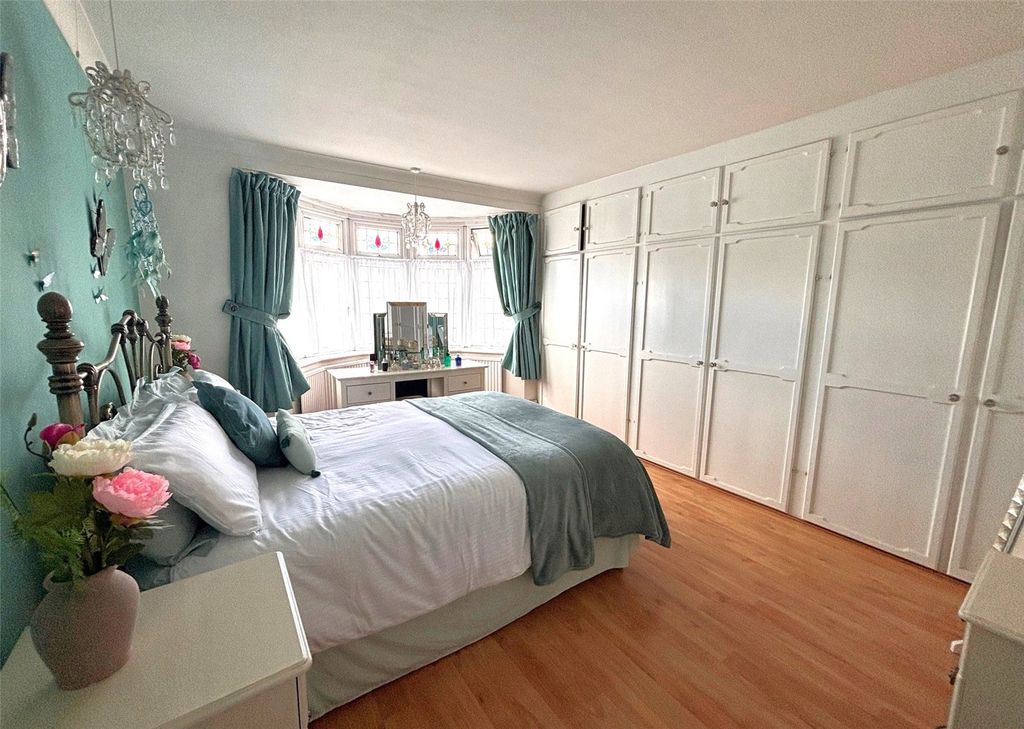 Property photo 3 of 17 Bedroom One