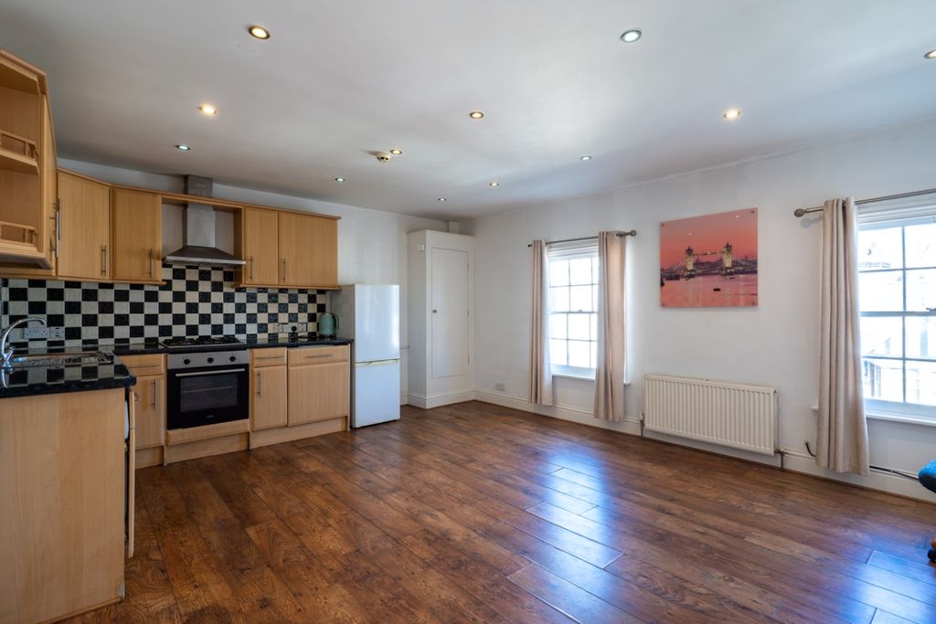 Property photo 1 of 11 4561281