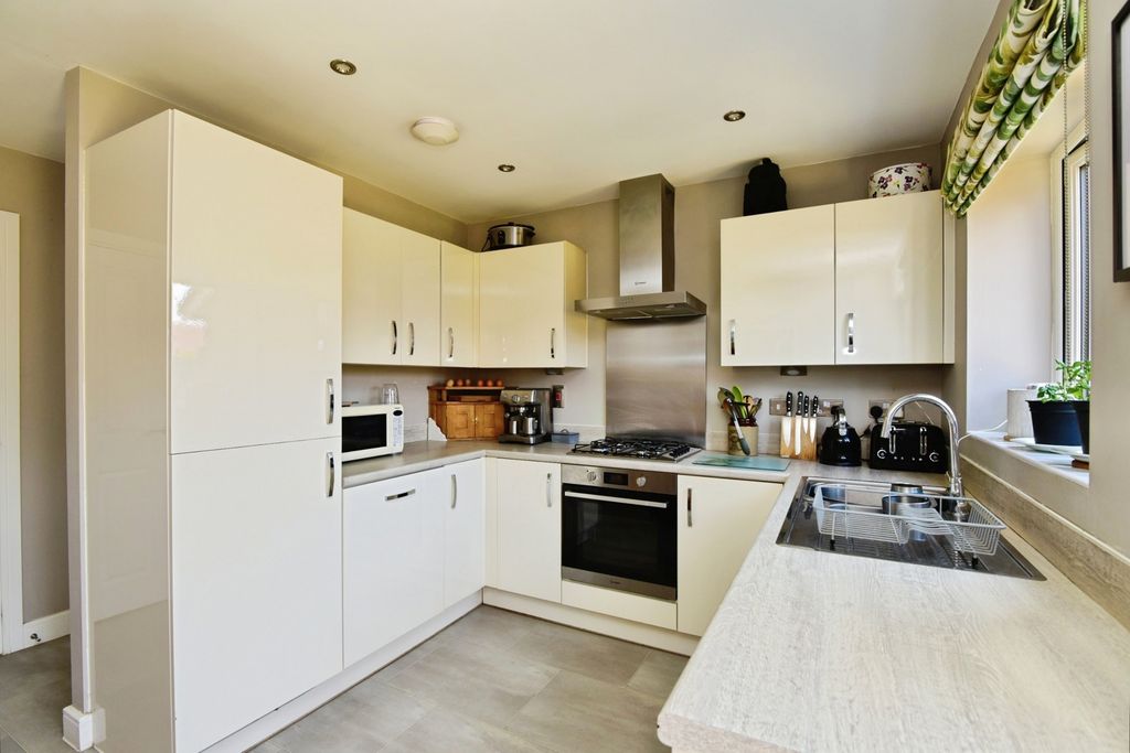 Property photo 2 of 20 Pbox-Img.Jpg