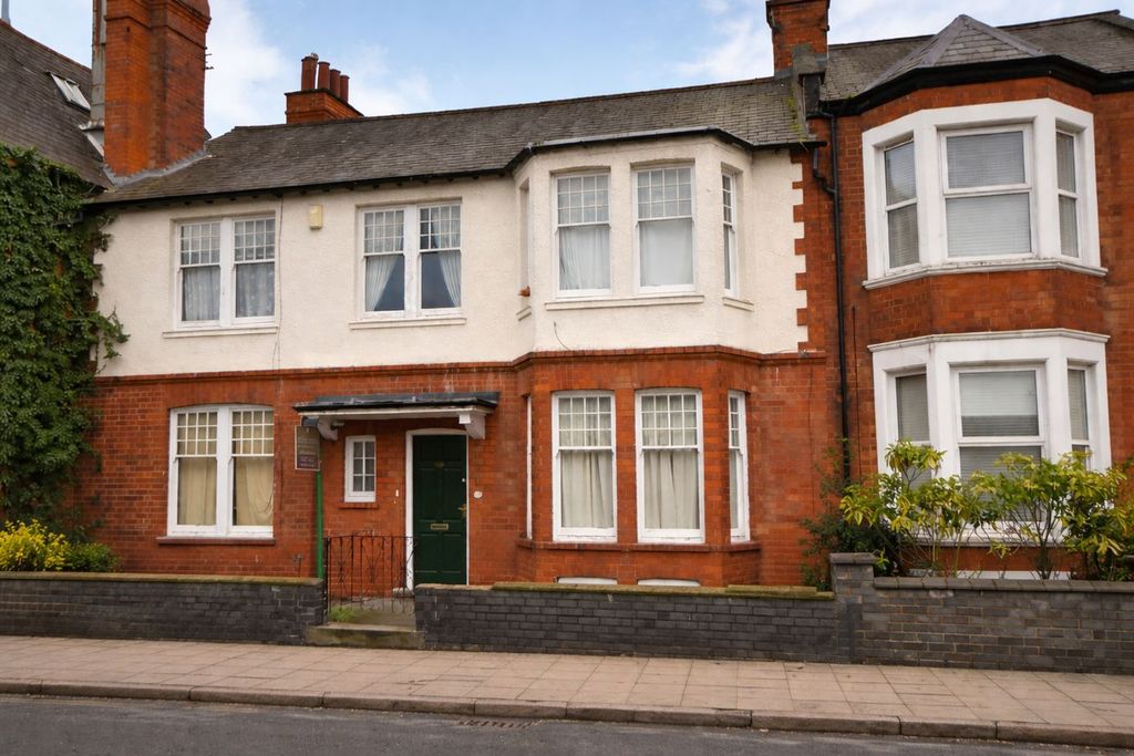 Property photo 1 of 7