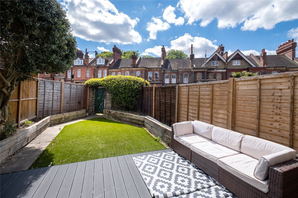 Property photo 3 of 13 Picture No. 05