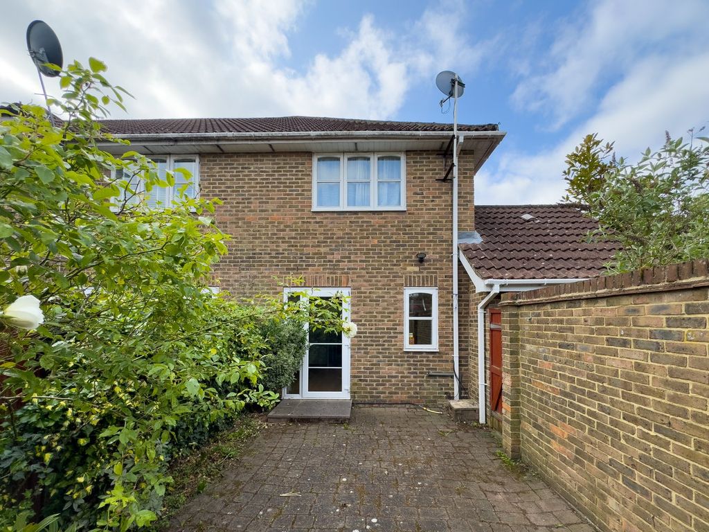 Property photo 3 of 12