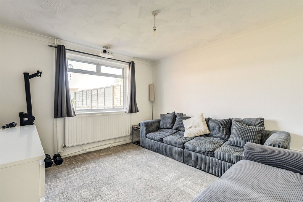 Property photo 2 of 11 Picture No. 08