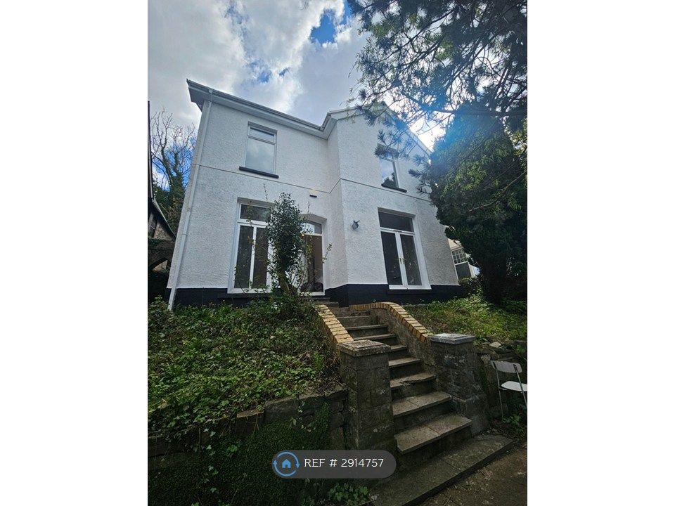 Property photo 1 of 17 Front Of House