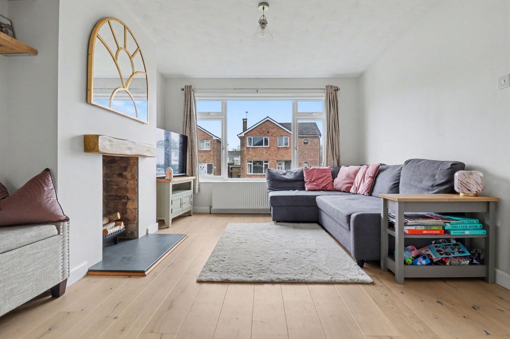 Property photo 3 of 17