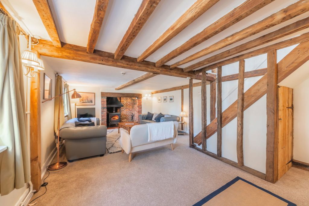 Property photo 3 of 32