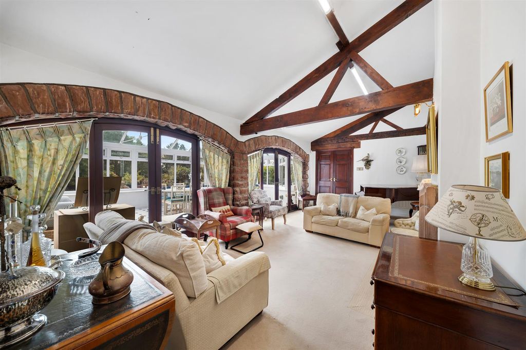 Property photo 2 of 32 Chestnut Mill-39.Jpg