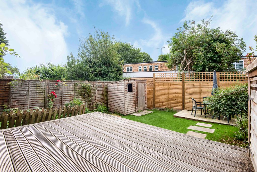 Property photo 3 of 16 Photo 03