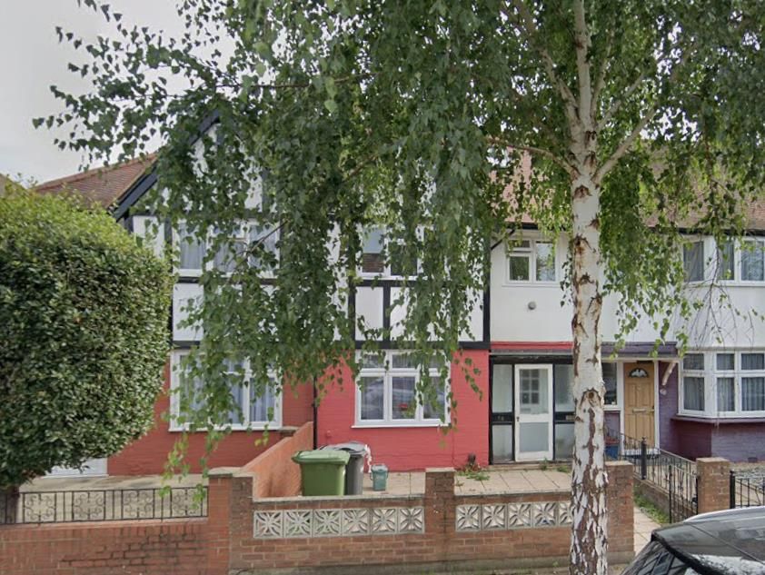 Property photo 1 of 1 74 Princes Avenu Front.Png