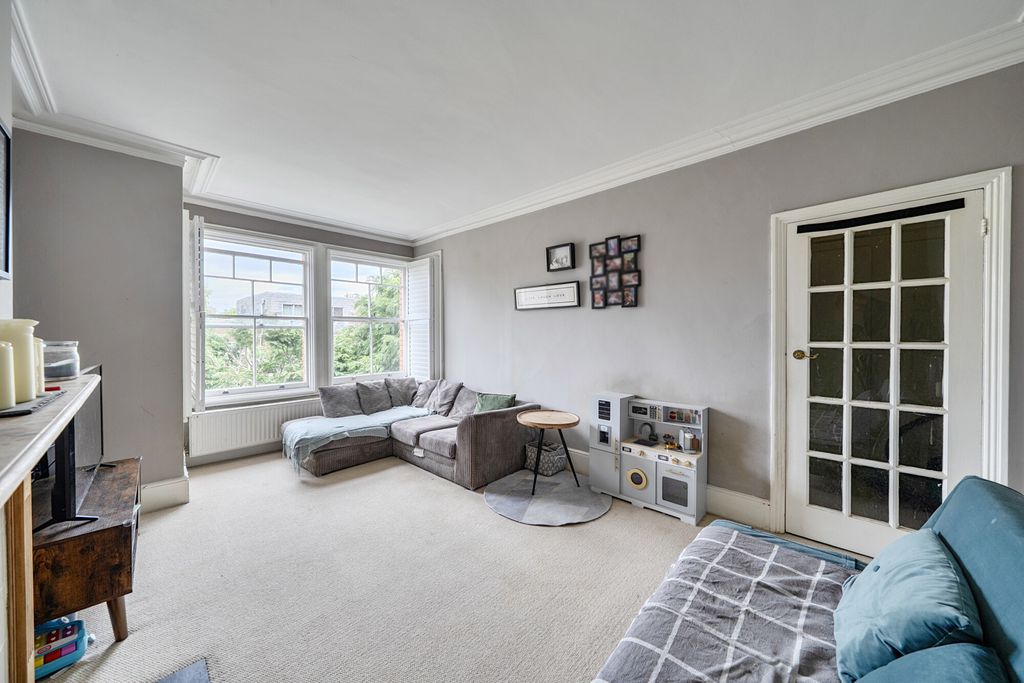 Property photo 3 of 20 1458523-16-6A033d...