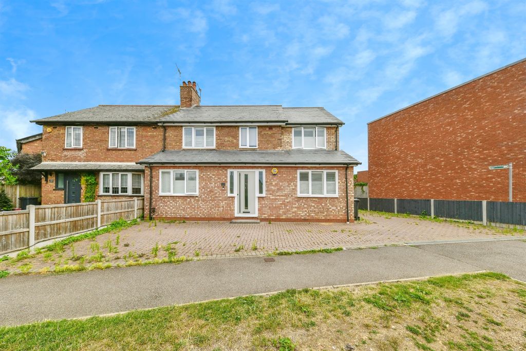 Property photo 1 of 17
