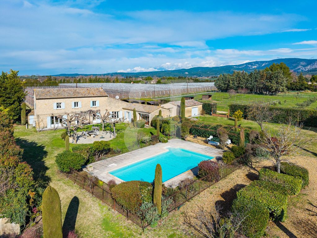 Property photo 1 of 32