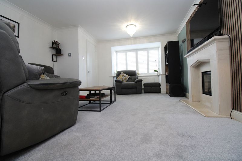 Property photo 3 of 16 Photo 19