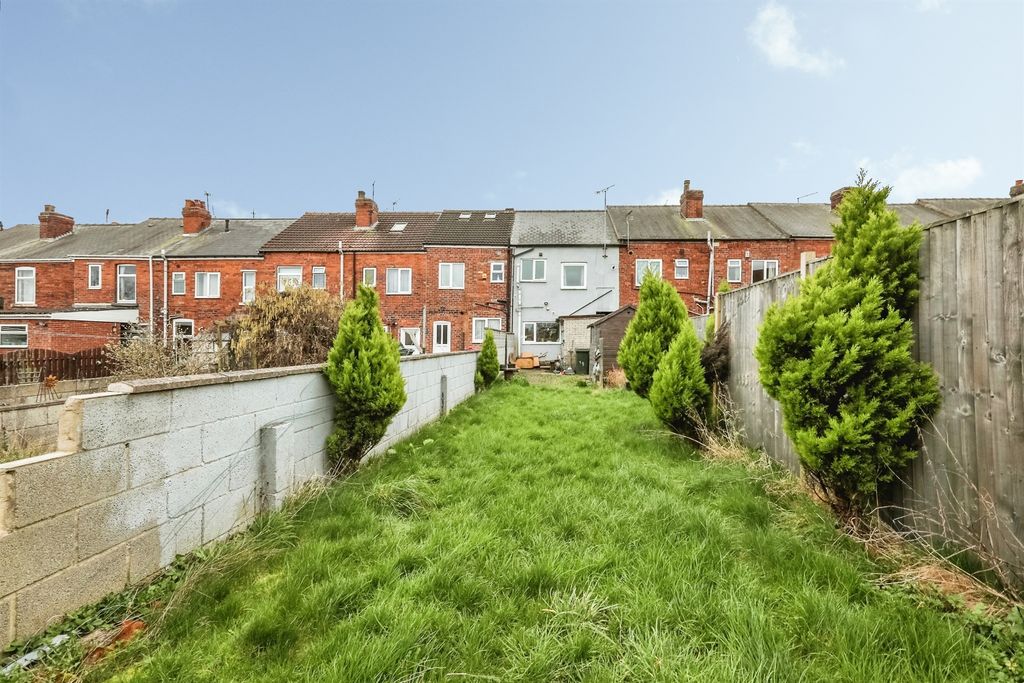 Property photo 1 of 19